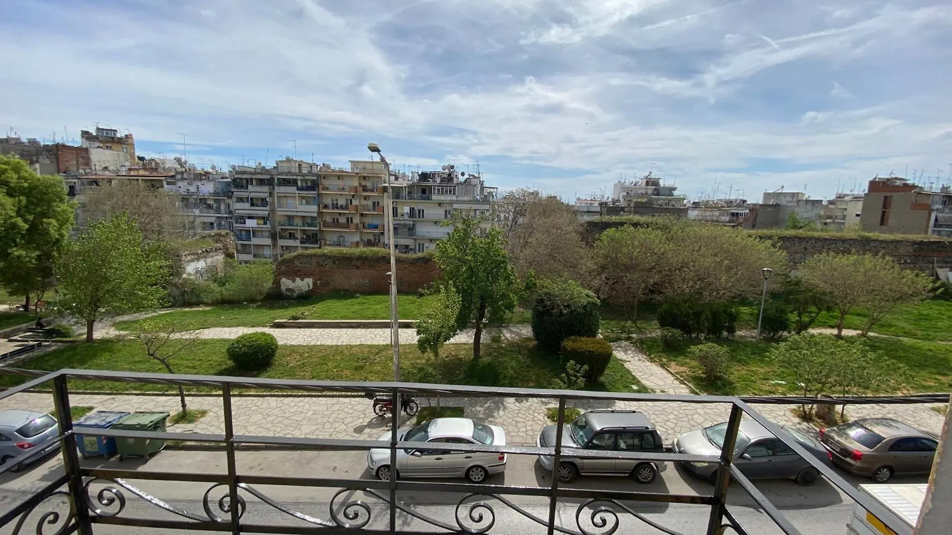 Afroditi Solarium/Massage Apartment Thessaloniki Greece